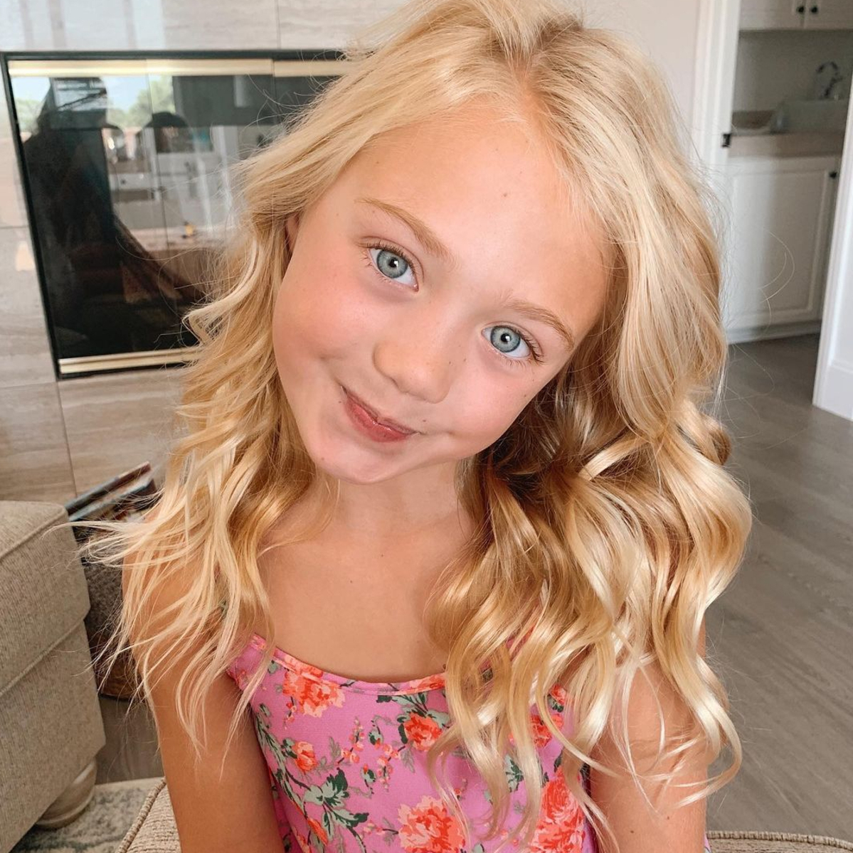 Why the LaBrant Family's Song "Like Taylor Swift" Is ...