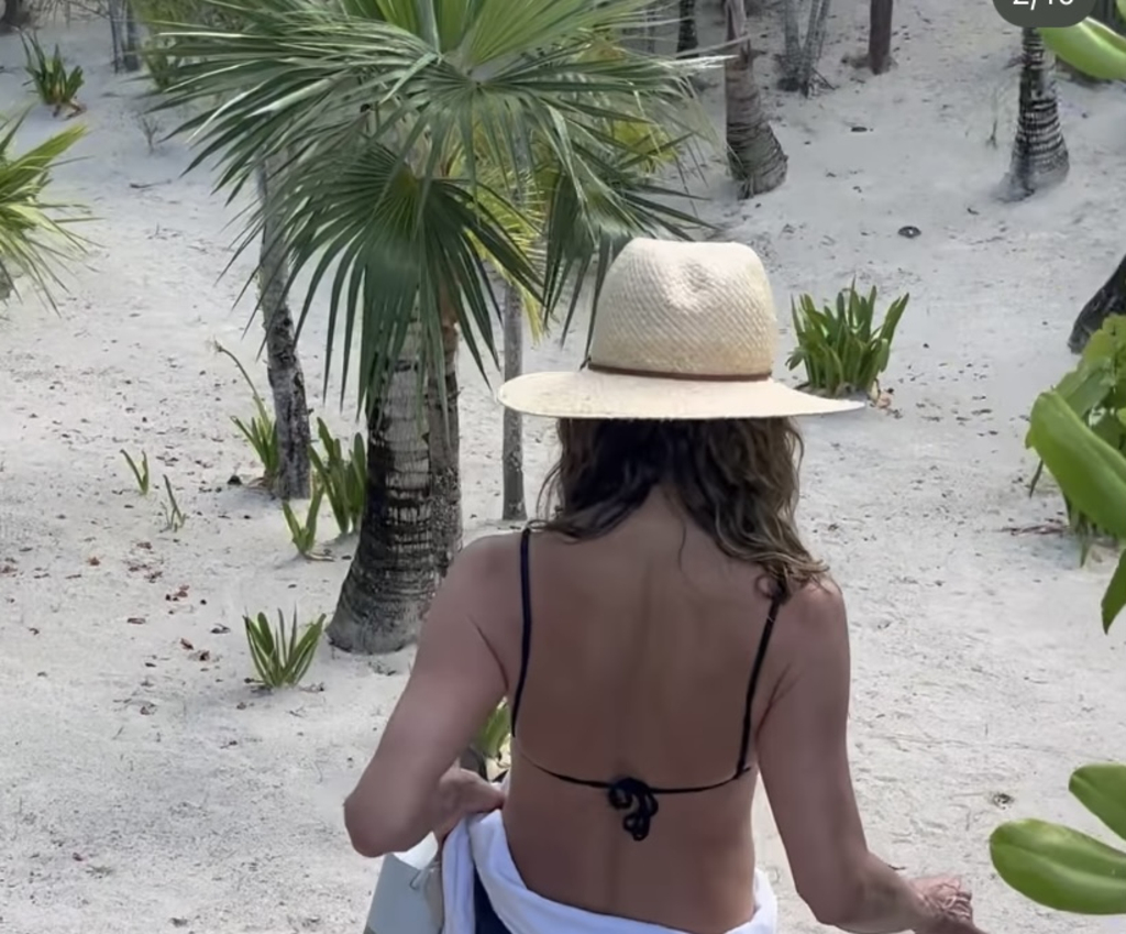 Jennifer Aniston