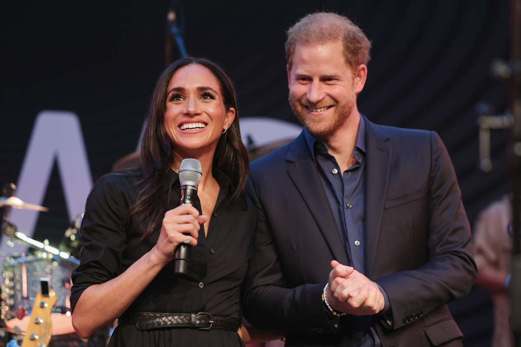 Meghan Markle and Prince Harry share new picture of Princess