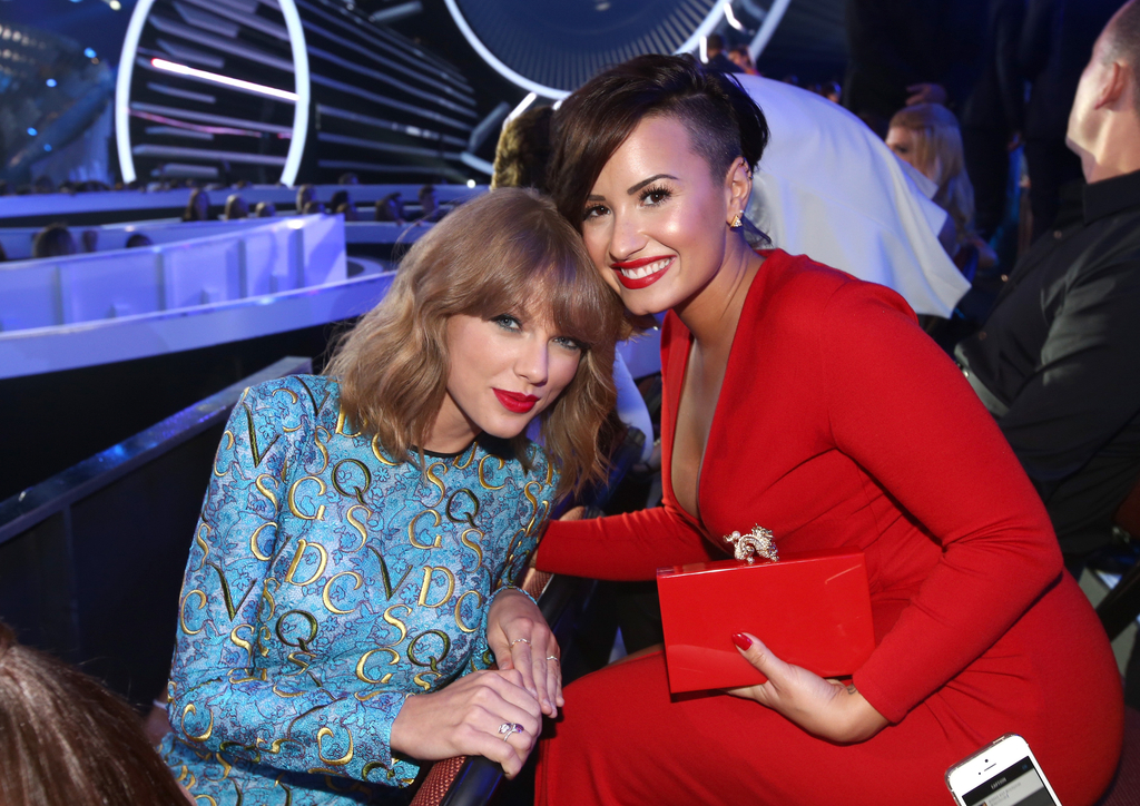 Demi Lovato Anal Sex - Demi Lovato and Taylor Swift Prove There's No Bad Blood Between Them