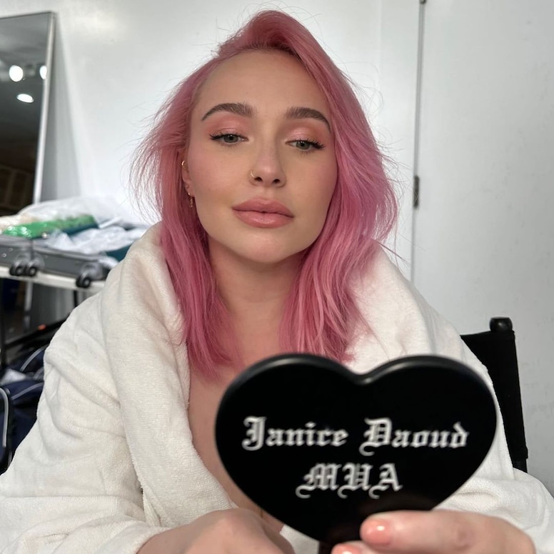 Hayden Panettiere, Pink Hair, 2023, Instagram