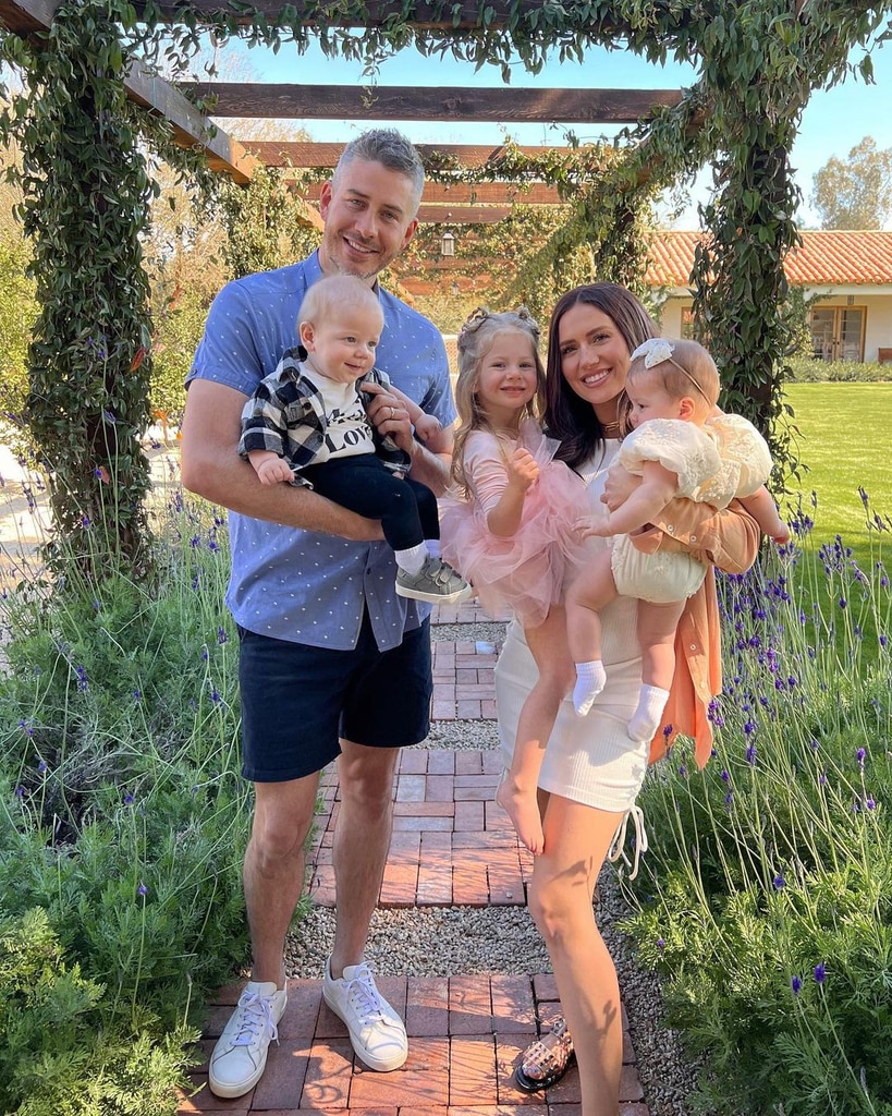 O solteiro Ben Higgins e sua esposa Jessica Clarke esperando o primeiro filho