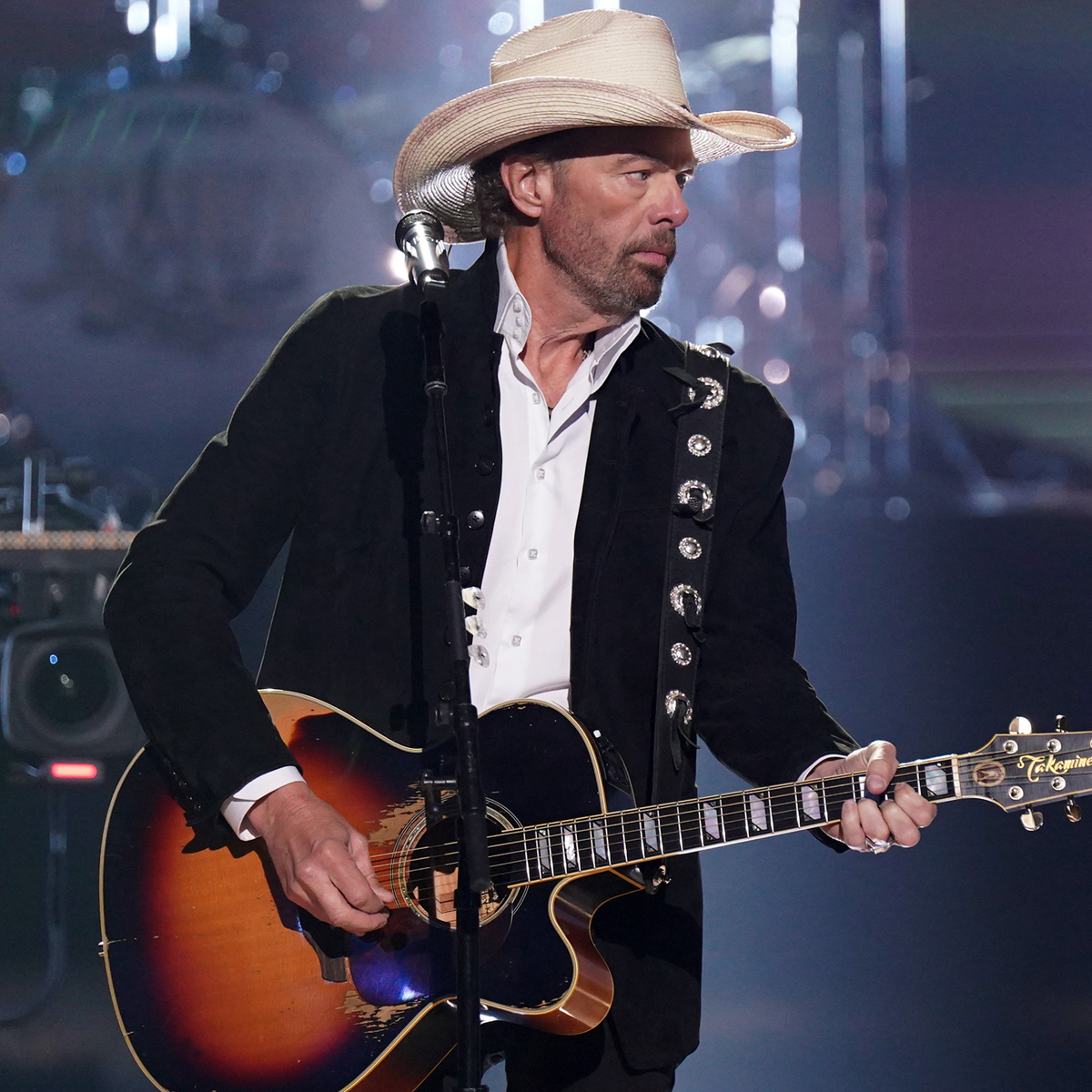 Toby Keith’s Children Attend 2024 CMT Awards 2 Months After His Death