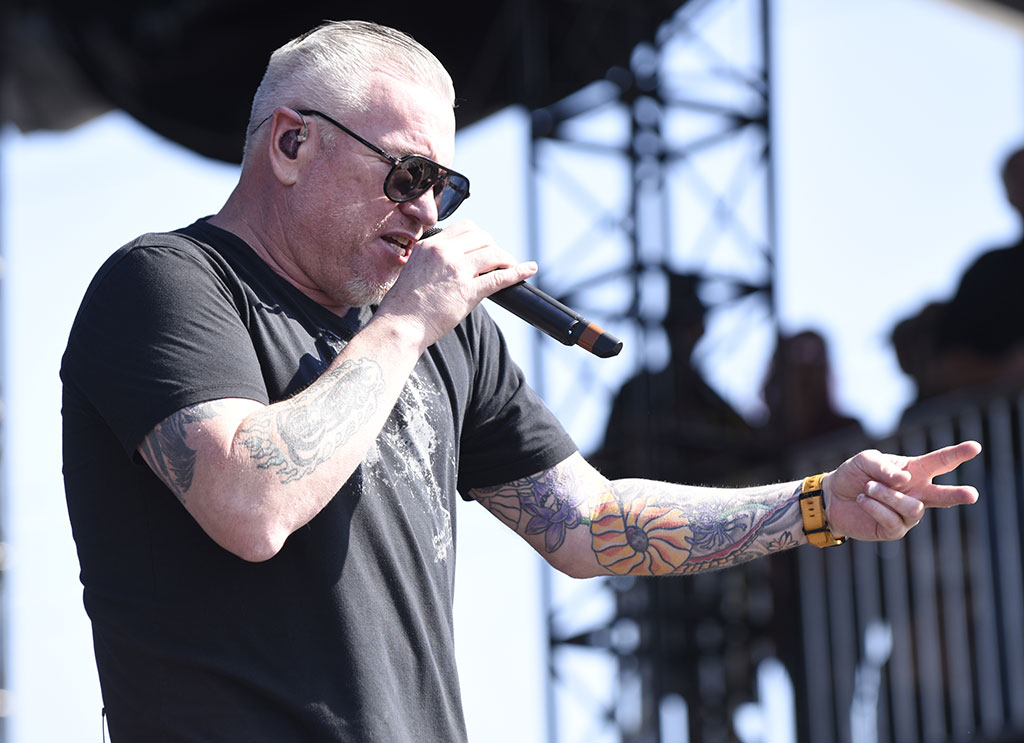 Former Smash Mouth Lead Singer Steve Harwell in Hospice Care – The  Hollywood Reporter