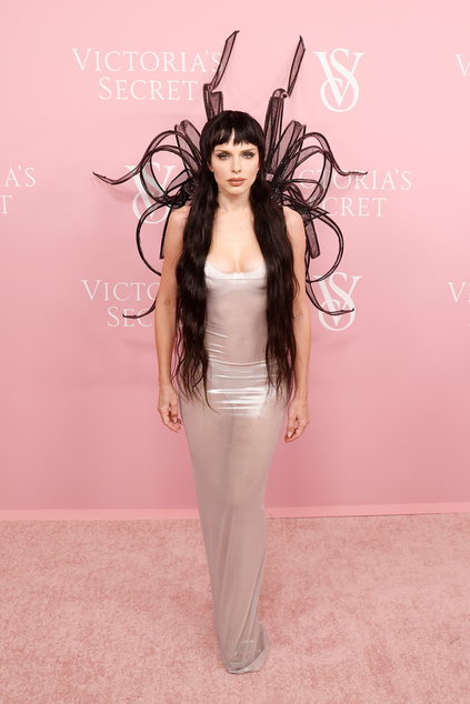 2023 Victoria's Secret World Tour Fashion Show Pink Carpet Arrivals