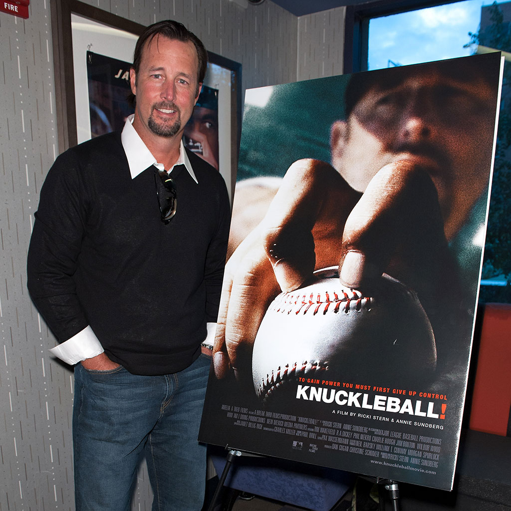 Red Sox legend Tim Wakefield dies at 57 after battle with brain cancer