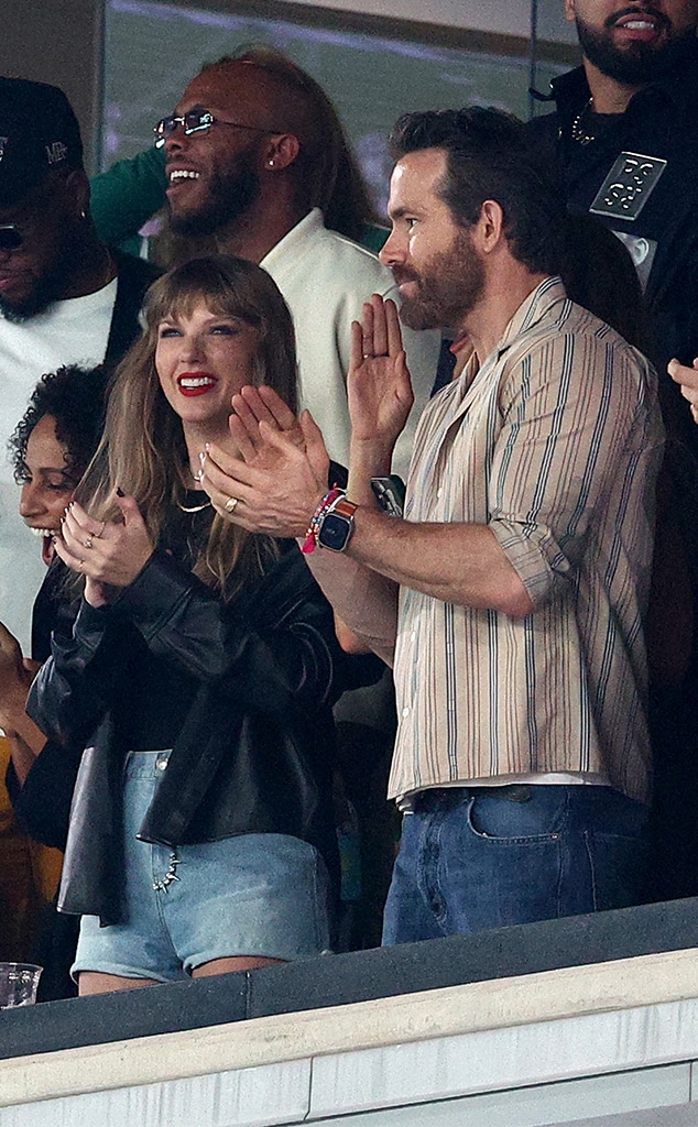 Taylor Swift Attends Travis Kelce's Kansas City Chief Game vs Jets