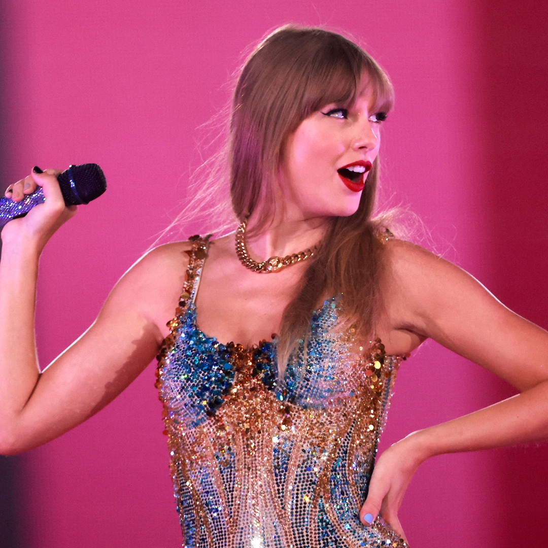 Taylor Swift Reveals Original “New Romantics” and “Wonderland" Lyrics - E! NEWS