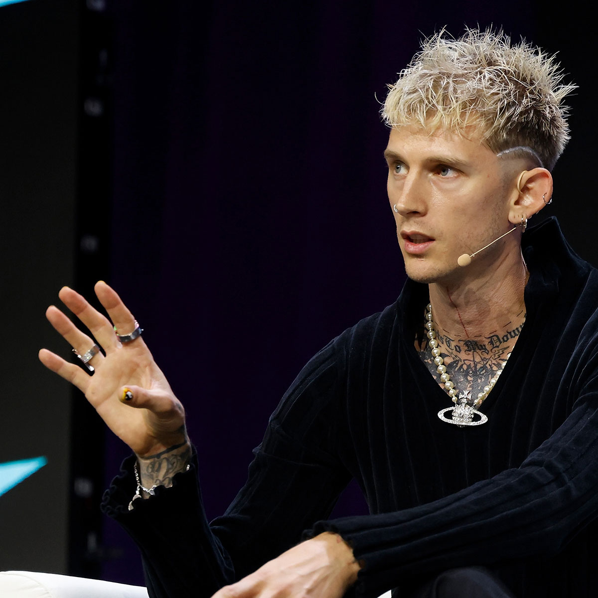 Machine Gun Kelly Responds on Bad Look After Man Rushes Stage