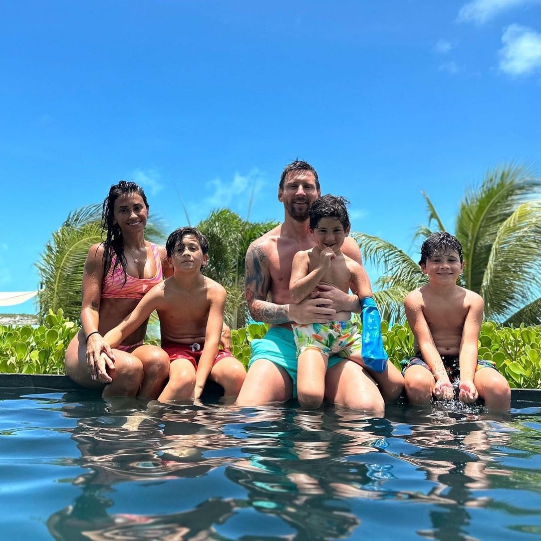 Lionel Messi, Antonela Roccuzzo, Thiago, Matteo, Ciro