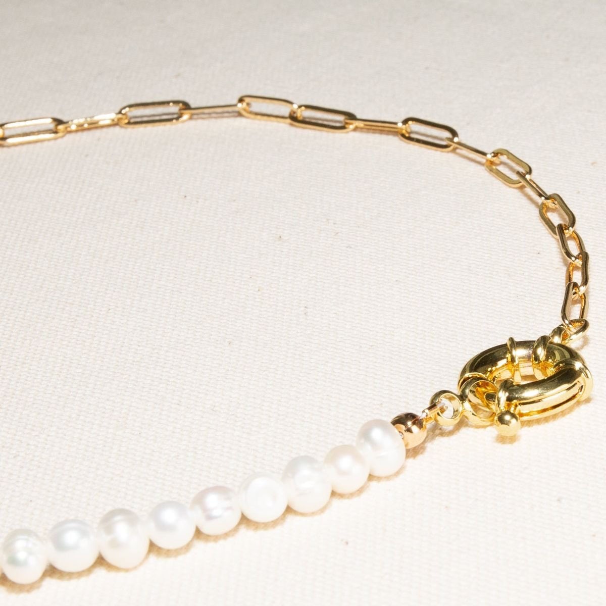 5 Ways to Wear The Mixed Metal Jewelry Trend