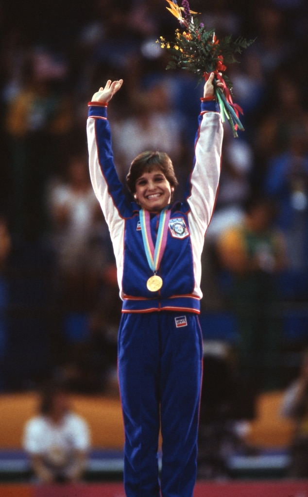 Mary Lou Retton rơi nước mắt trước tin nhắn từ các đồng đội Olympic 1984