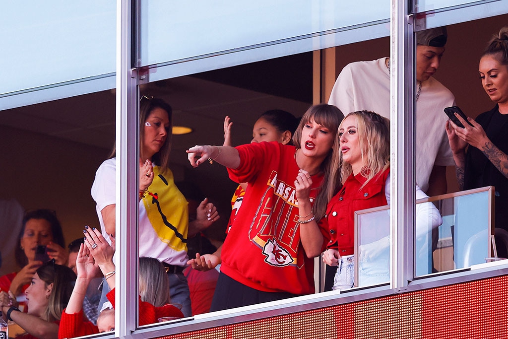 Taylor Swift, Brittany Mahomes, Kansas City Chiefs Game, October 2023
