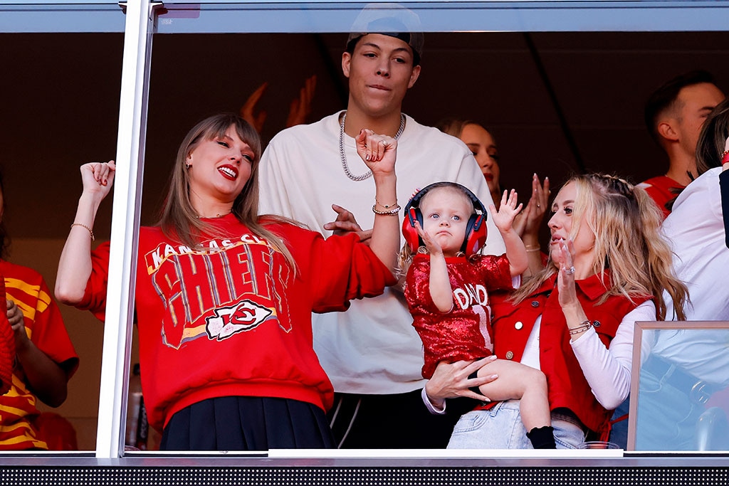 Taylor Swift, Brittany Mahomes, Sterling Mahomes, Kansas City Chiefs Game, October 2023