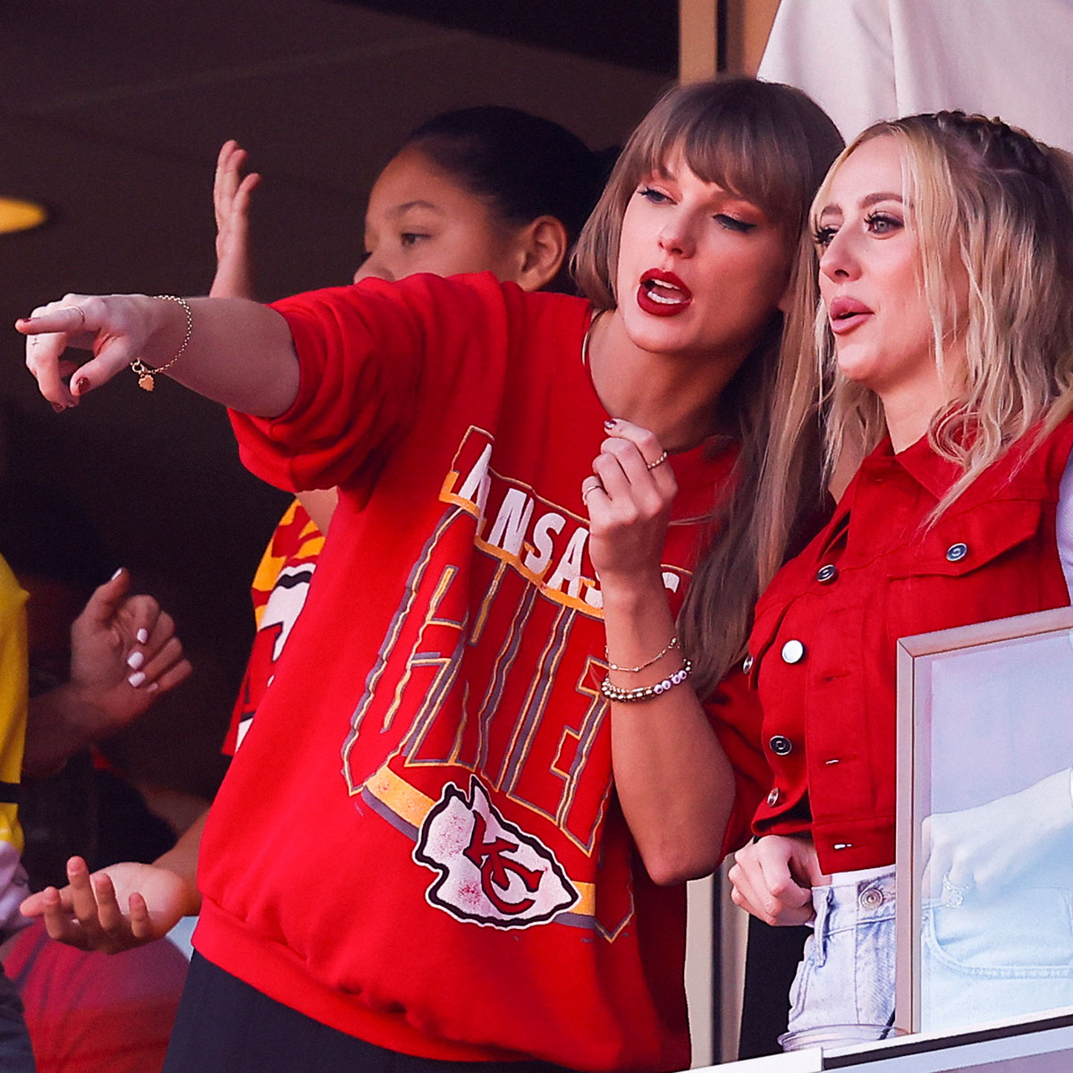 Taylor Swift, Brittany Mahomes, Kansas City Chiefs Game, October 2023