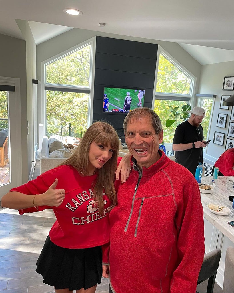 Taylor Swift, Bernie Kosar, Travis Kelce House, Instagram