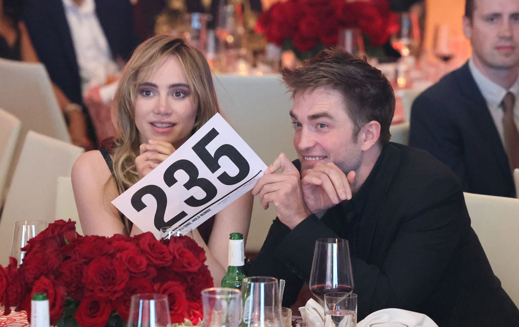 Suki Waterhouse, Robert Pattinson