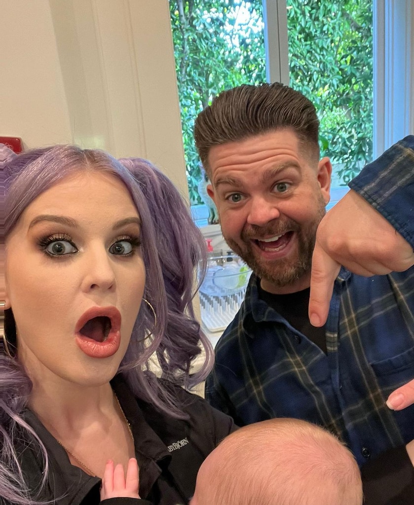 Kelly Osbourne và Son Sidney thực hiện chuyến đi hiếm hoi để ủng hộ Ozzy Osbourne