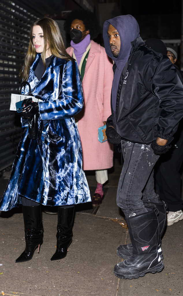 Gunna Had Dinner With Kanye West & Julia Fox At Paris Fashion Week