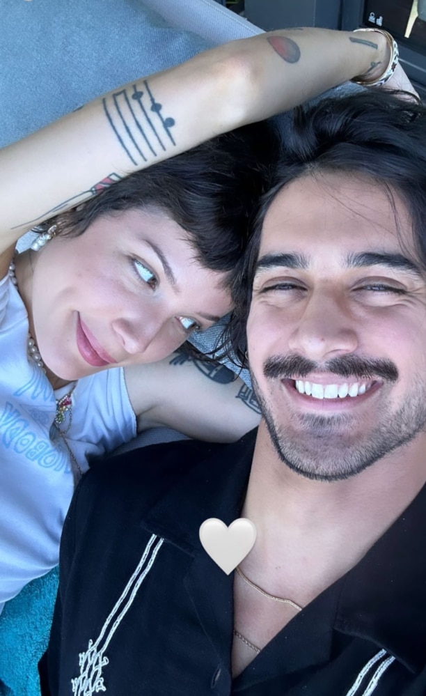 Halsey comparte una visión poco común sobre el vínculo de su prometido Avan Jogia con su hijo