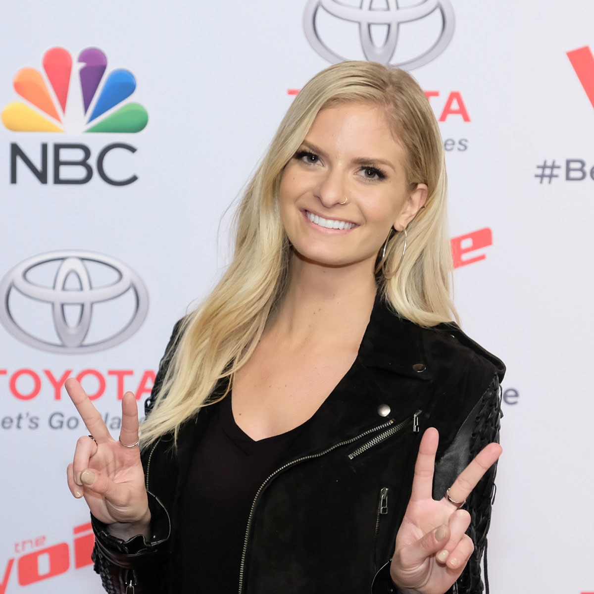 The Voice Alum Lauren Duski Mourns Mom’s Death In Moving Post