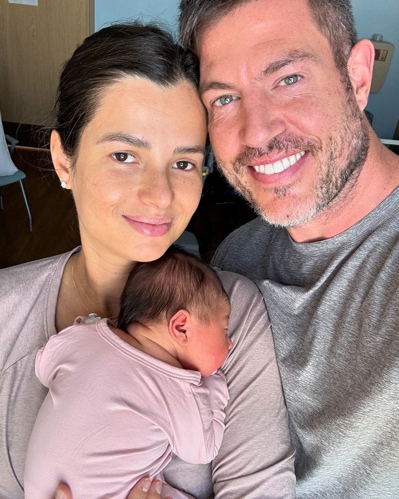 Bachelor's Jesse Palmer & Wife Emely Fardo Welcome First Baby