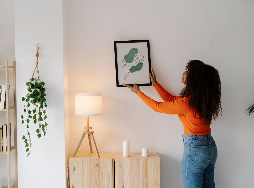 27 Rental Friendly Décor Hacks That Will Help You Get Your Deposit Back 11 Store - Rental Decor Solutions - Hero Image