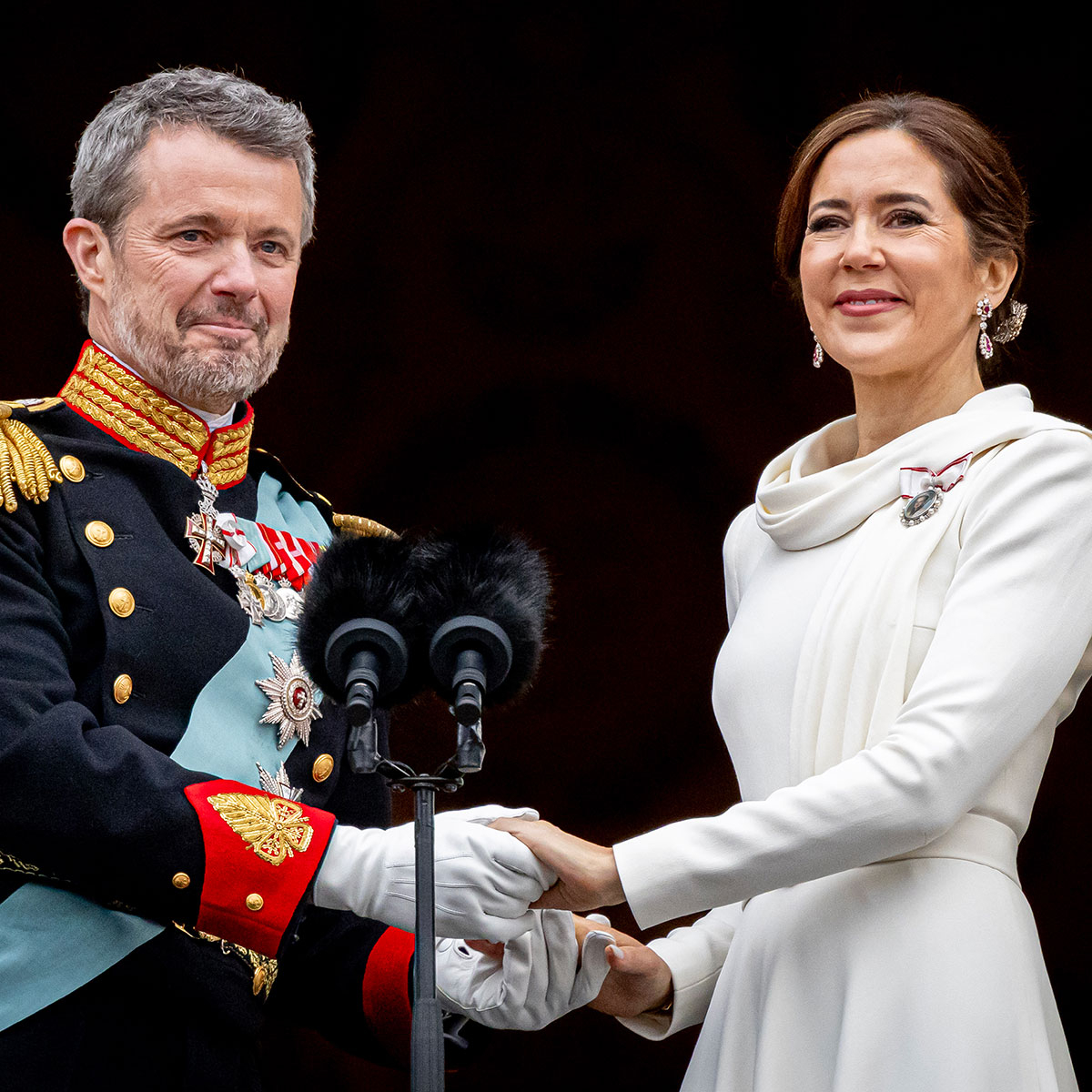Photos from King Frederik X & Queen Mary of Denmark Greet Crowd After ...