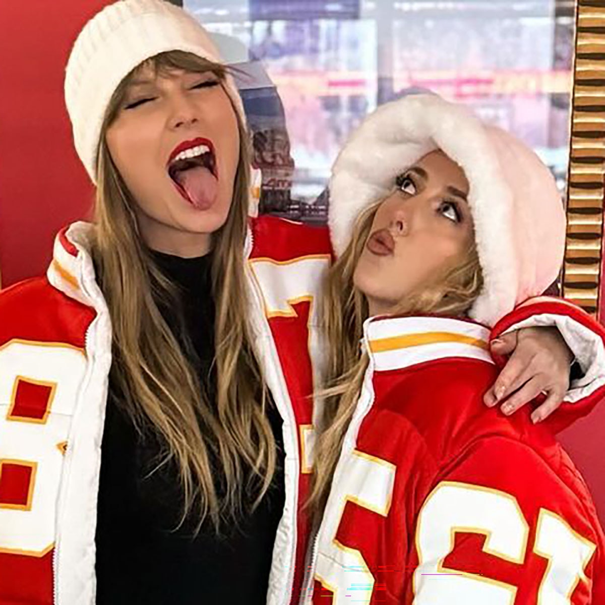 Taylor Swift, Brittany Mahomes, Kansas City Chiefs, Arrowhead Stadium, Instagram, 2024