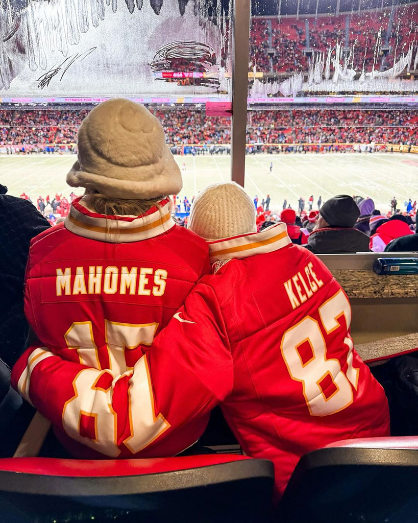 Taylor Swift, Brittany Mahomes, Kansas City Chiefs, Arrowhead Stadium, Instagram, 2024