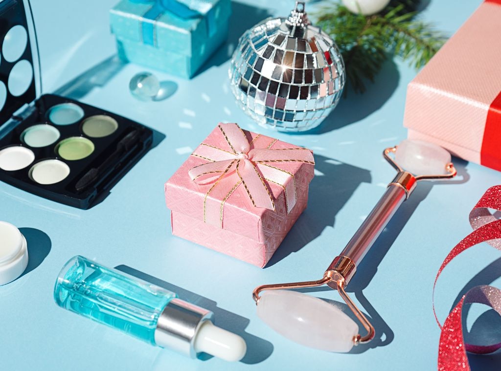 Sephora's 2023 Holiday Gift Sets Are Here — 11 Beauty, 53% OFF