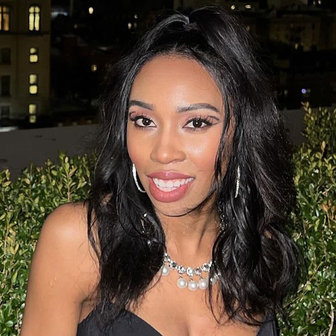 Феновете изпращат на Кари Бърнанс своите добри пожелания Каскадьорката която се появява във