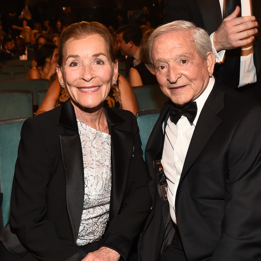 Съдия Джуди поддържа ред в съда и пикантност в спалнята