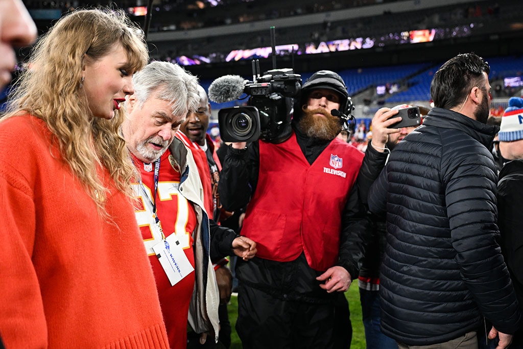 Taylor Swift, Ed Kelce, AFC Championship, 2024