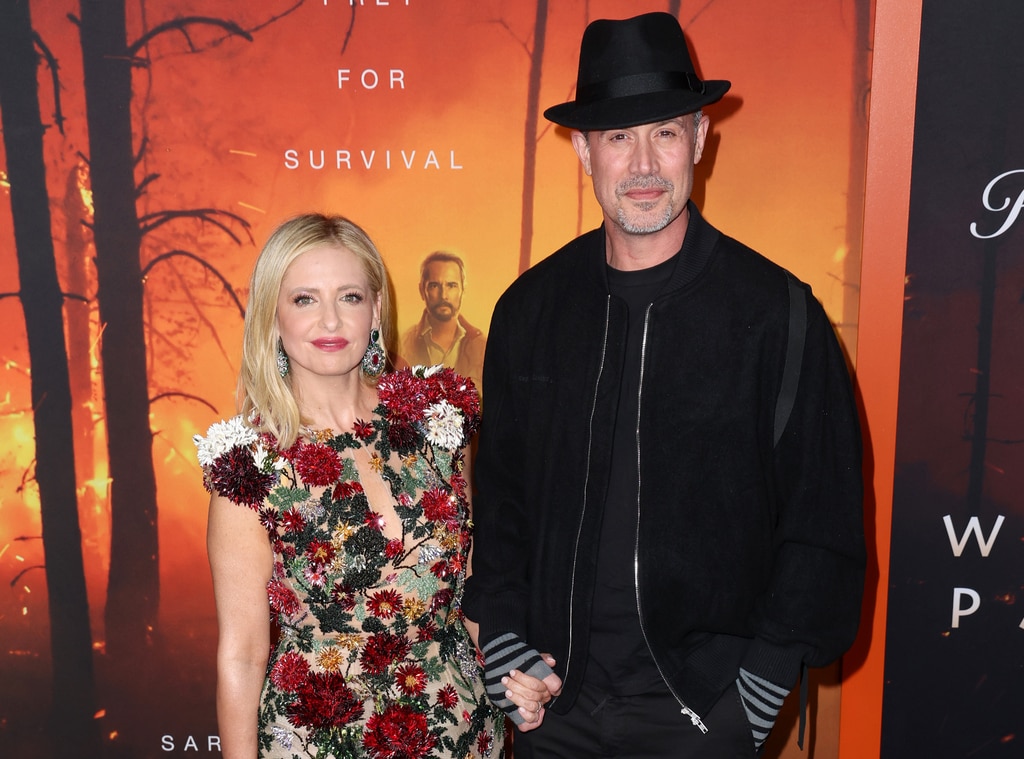 Cómo Freddie Prinze Jr. y Sarah Michelle Gellar evitan la "tontería" Celeb Life