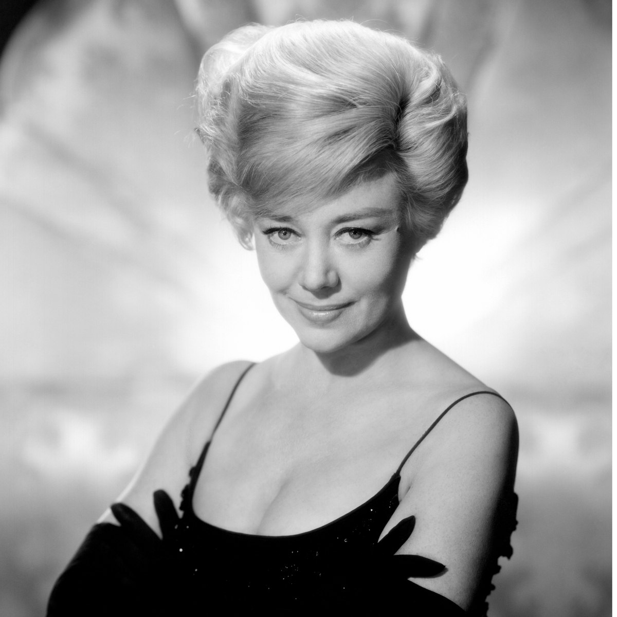 Mary Poppins actress Glynis Johns dies at age 100