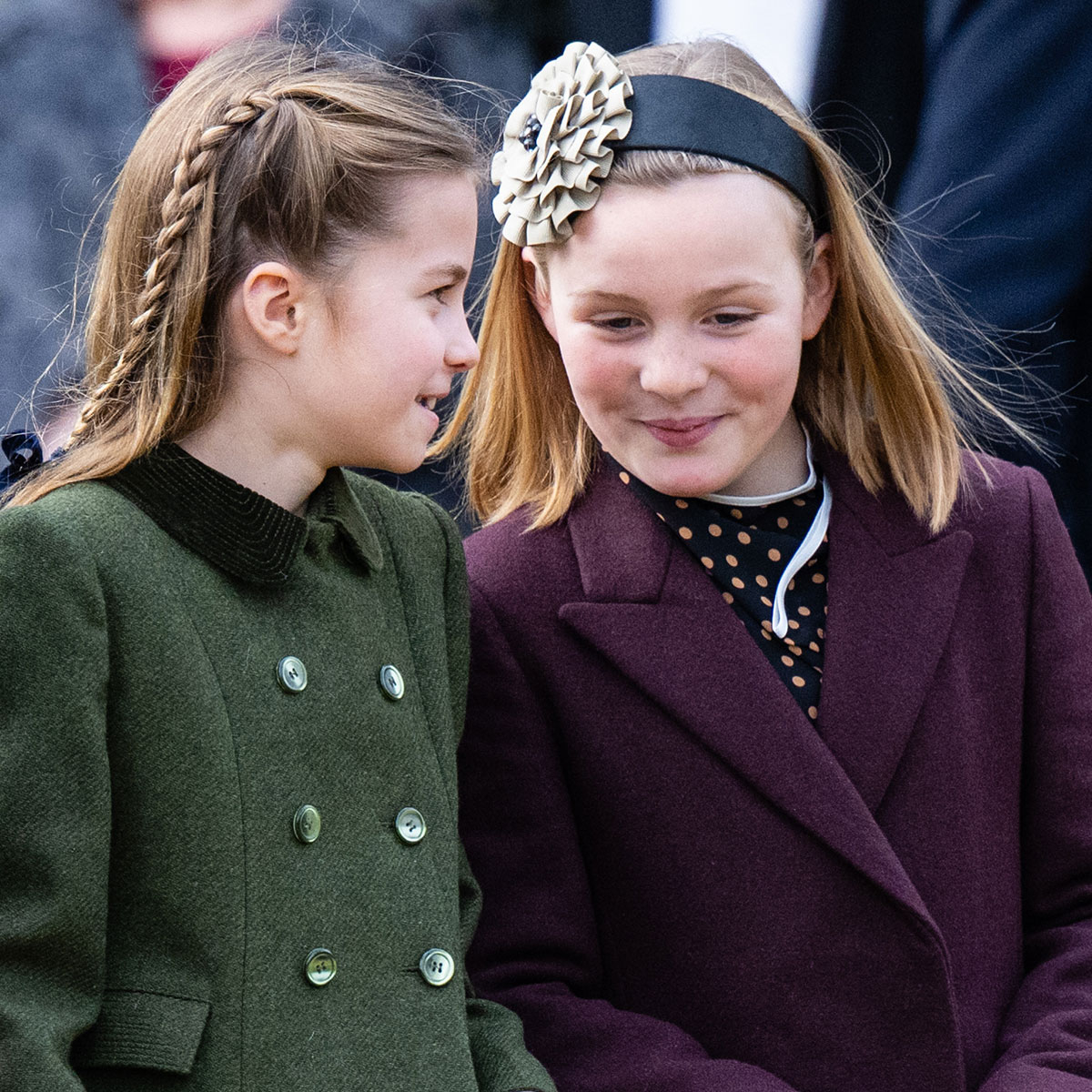 Този сладък момент между принцеса Шарлот и братовчедка Миа Тиндал поема короната