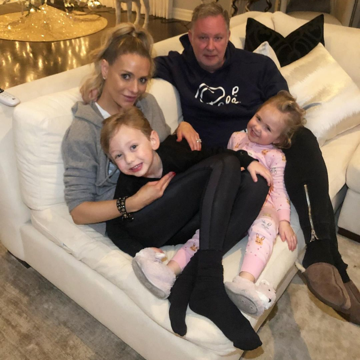 Dorit Kemsley de RHOBH comparte por qué su hijo Jagger, de 10 años, fue hospitalizado