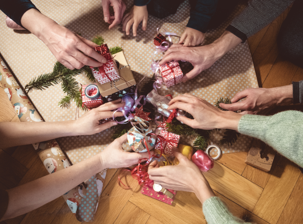 shop_Gifts for Americans Who Don't Desire Anything_b-roll