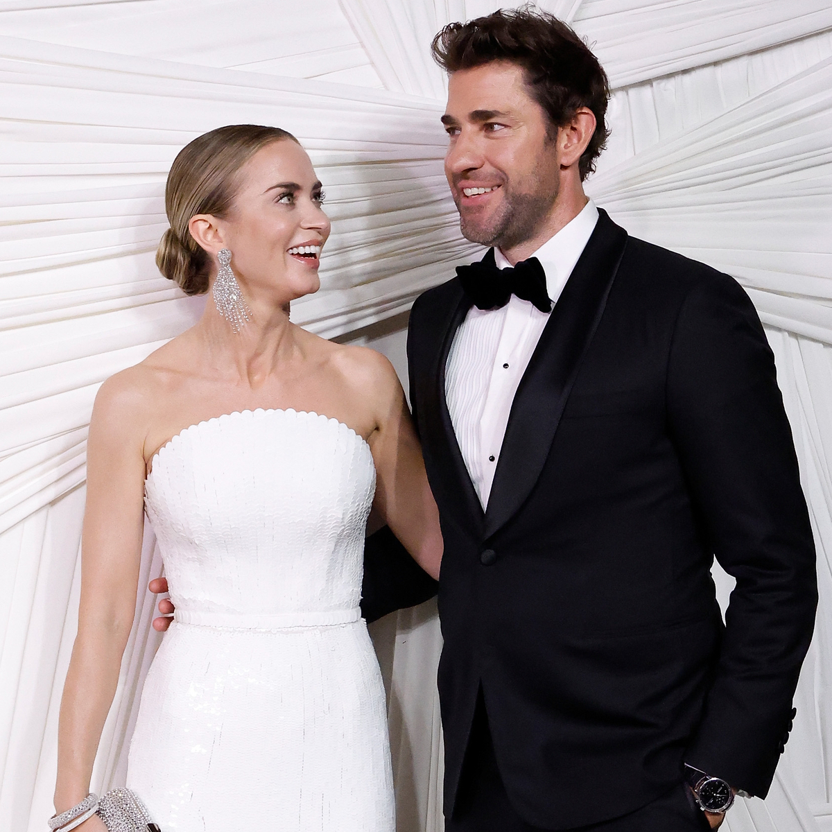 How Emily Blunt Reacted to John Krasinski’s Sexiest Man Alive Title