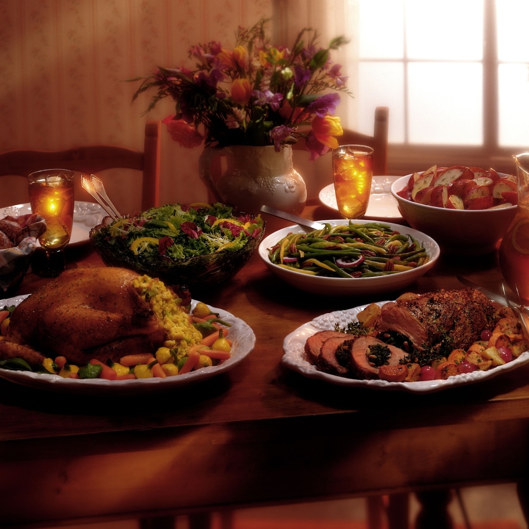 Chic and Practical Ways to Store Thanksgiving Leftovers – E! Online Chic and Practical Ways to Store Thanksgiving Leftovers – E! Online