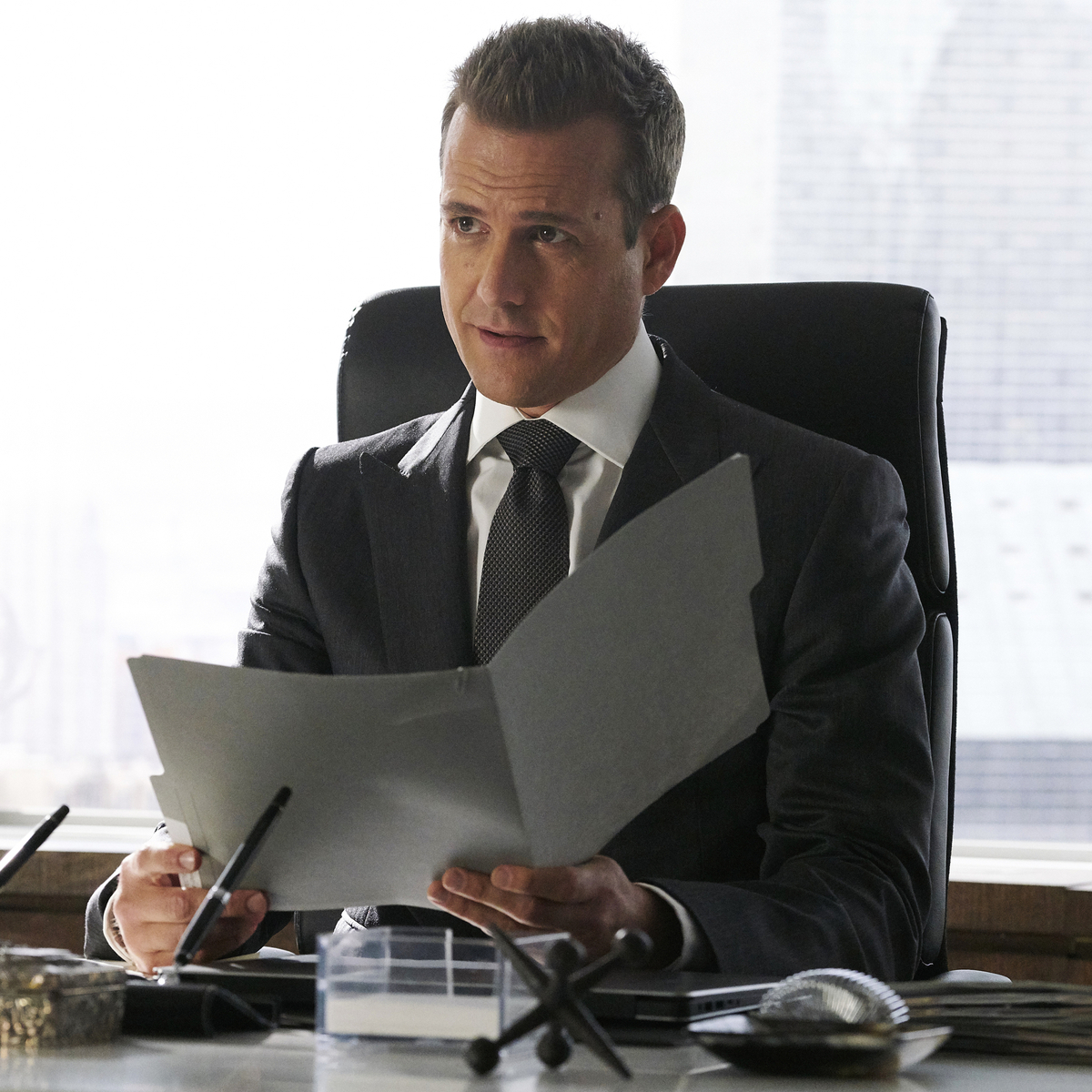 Suits Star Gabriel Macht Set to Reprise Harvey Specter for Spinoff 