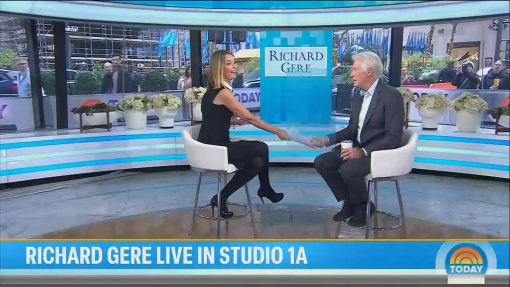 Por qué Richard Gere se burló de Savannah Guthrie de hoy en la televisión en vivo