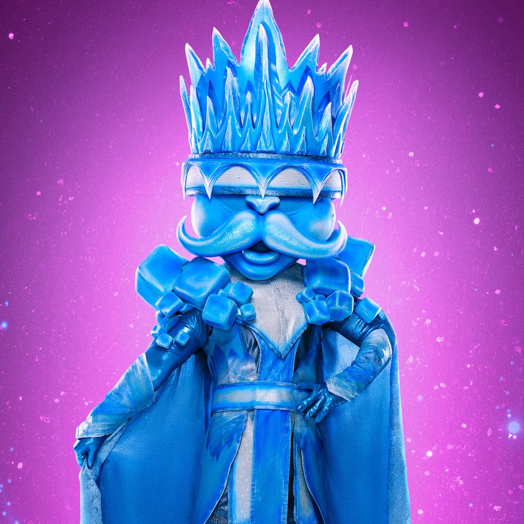 Former Nickelodeon Child Star Makes Masked Singer Reveal—With a Question on Jenny McCarthy's Love Life - E! Online
