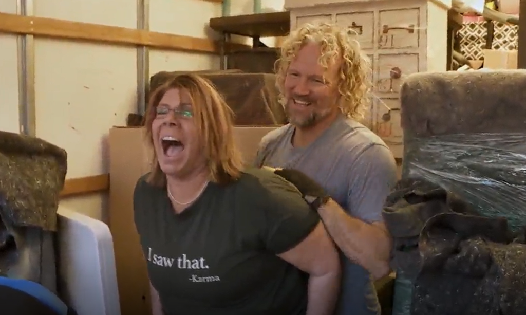 Sister Wives: Kody & Meri Fall Into “Awkward” Physical Situation