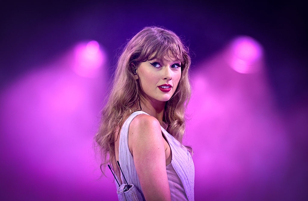 Billboard Çıplak Balmumu Figürlü Video İçin Taylor Swift'ten Özür Diledi