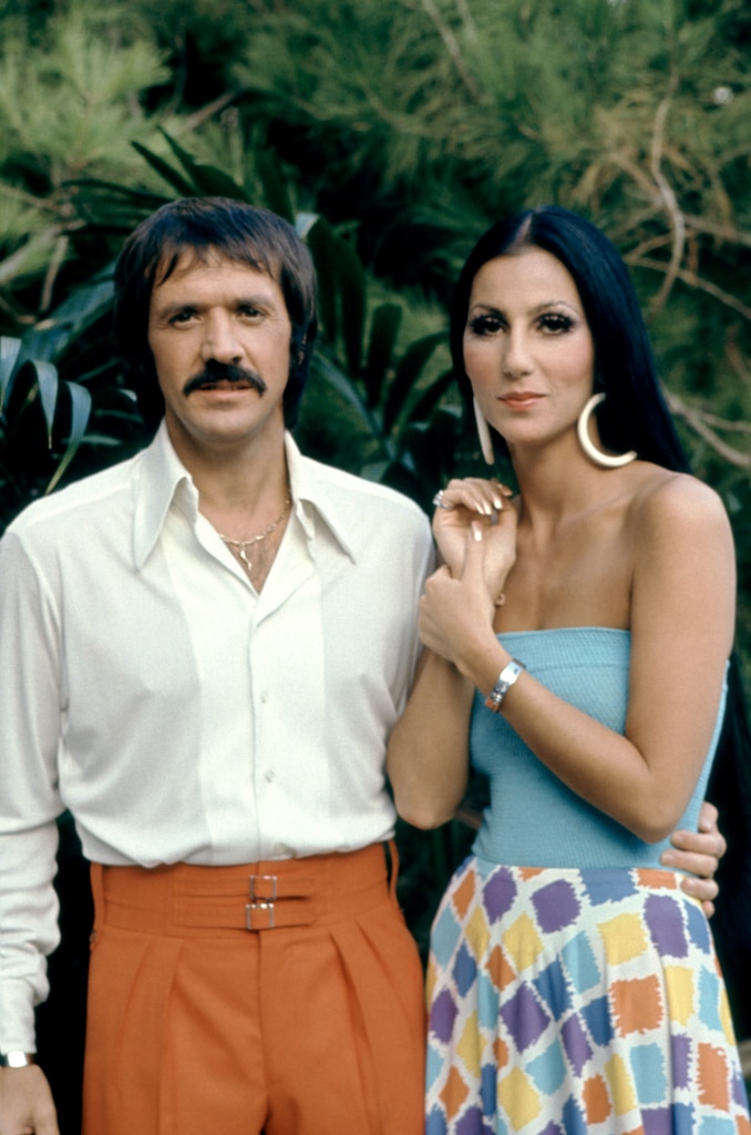 Cher nói Ex Sonny Bono đã lừa dối trong lần sảy thai thứ ba