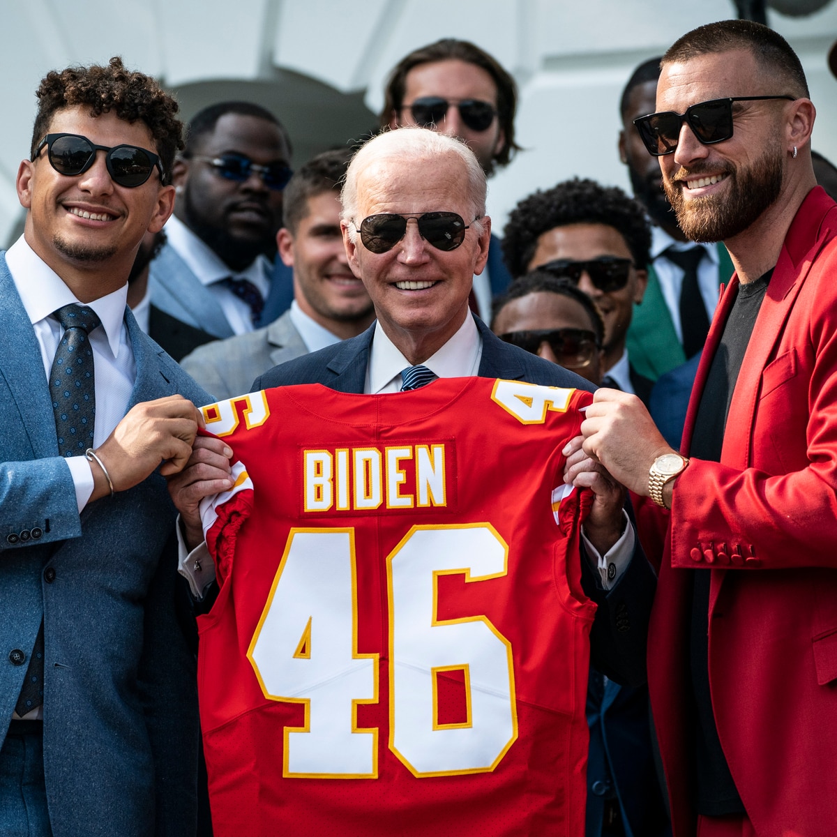 Travis Kelce, Kim Kardashian e mais estrelas que conheceram o presidente