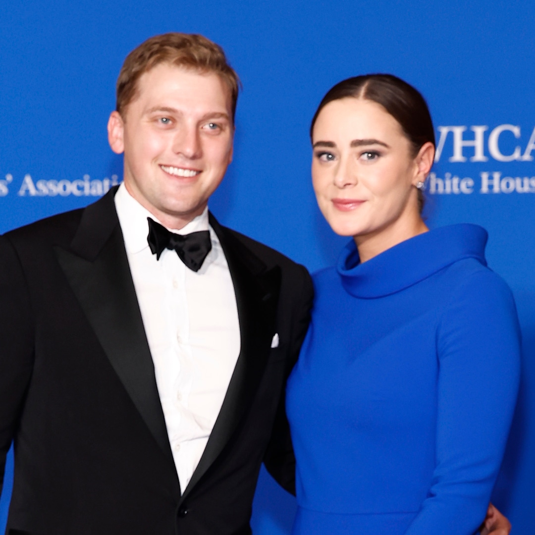 Joe Biden’s Granddaughter Naomi Biden Is Pregnant, Expecting First Baby With Peter Neal – E! Online Joe Biden’s Granddaughter Naomi Biden Is Pregnant, Expecting First Baby With Peter Neal – E! Online