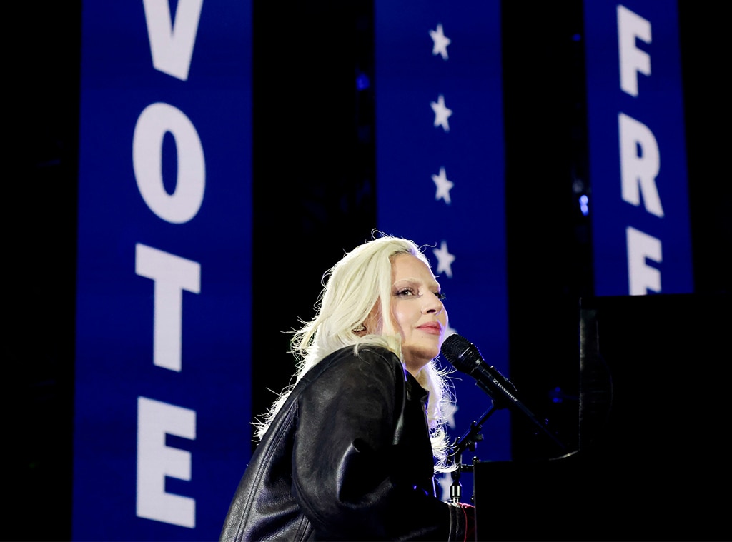 Oprah Winfrey และ Katy Perry ปรากฏตัวที่ Kamala Harris Rally